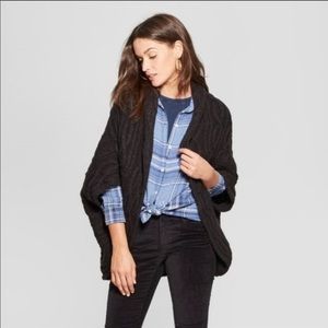 NWT Universal Thread cardigan